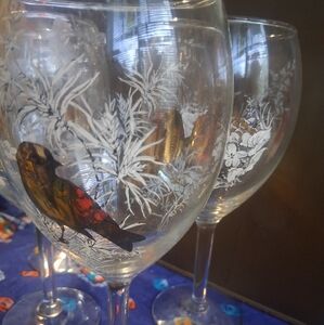 5 LUSTRIOUS GILDED GOLD BIRD VINTAGE GOBLETS